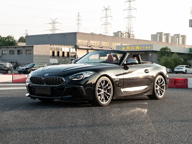 BMW Z4 2022 M40i M Sport Performance