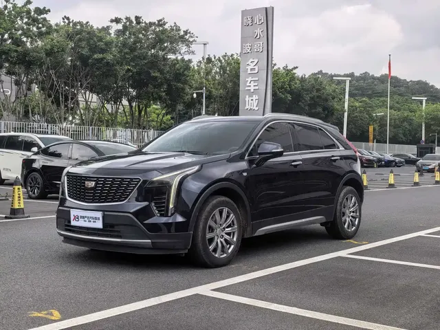 Cadillac XT4 2022 28T FWD Luxury