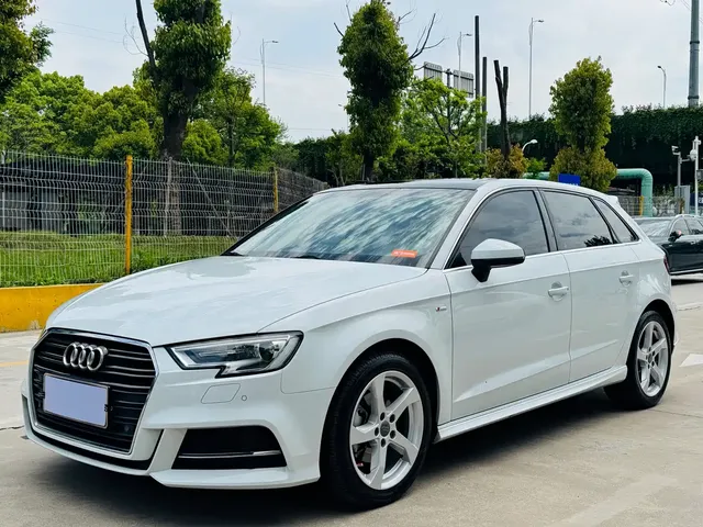 Audi A3 2018 30th Anniversary Sportback 35 TFSI Fashion