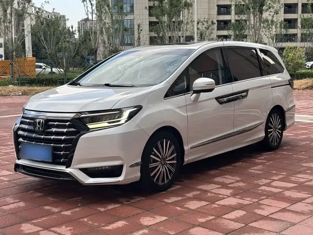 Honda Elysion 2022 2.0L e:HEV Luxury First Edition