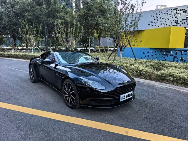 Aston Martin DB11 2019 Model 4.0T V8 Coupe