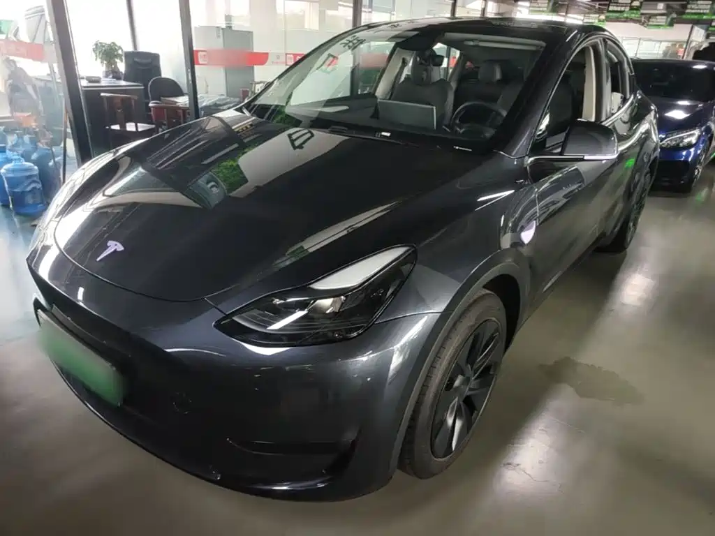 Tesla Model Y 2024 Rear-Wheel Drive Version