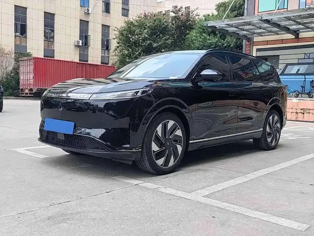 Dongfeng Yipai eπ008 2024 210Max Range Extender 6-Seater