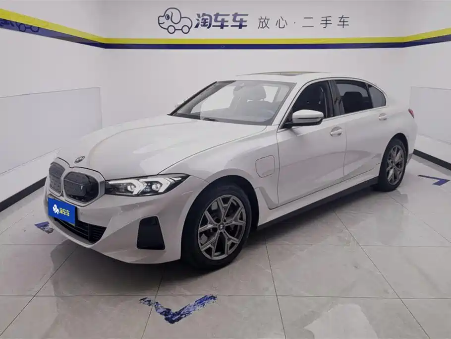 BMW i3 2024 eDrive 35 L