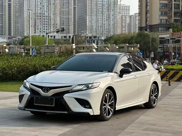 Toyota Camry 2018 2.5S Trend Edition