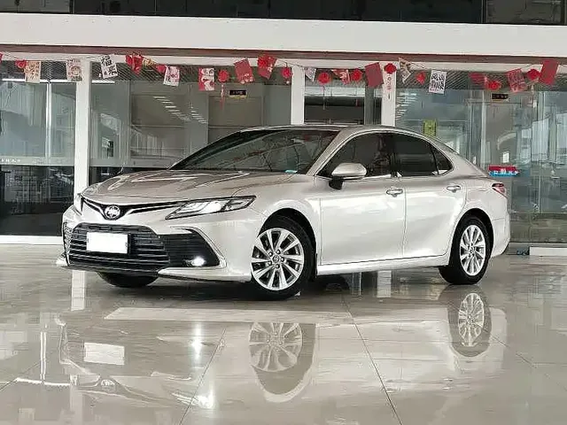 Toyota Camry 2021 2.0G Luxury Edition