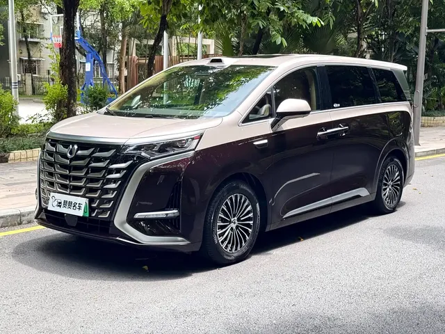 Denza D9 2025 DM-i Smart Driving Edition AWD Premium