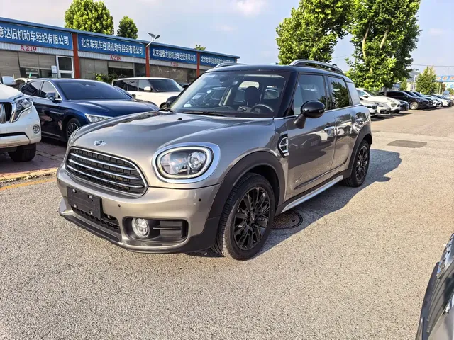 MINI COUNTRYMAN 2017 1.5T COOPER ALL4 Traveller
