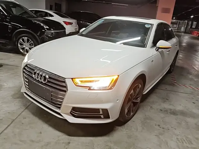 Audi A4L 2018 30th Anniversary 40 TFSI Sport