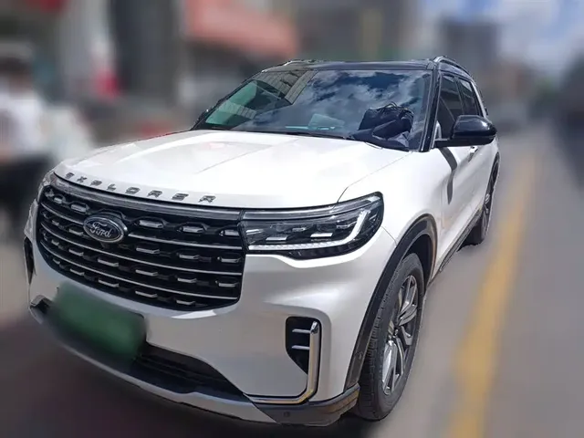 Ford Explorer 2023 EcoBoost 285 AWD Titanium Edition 7-Seater