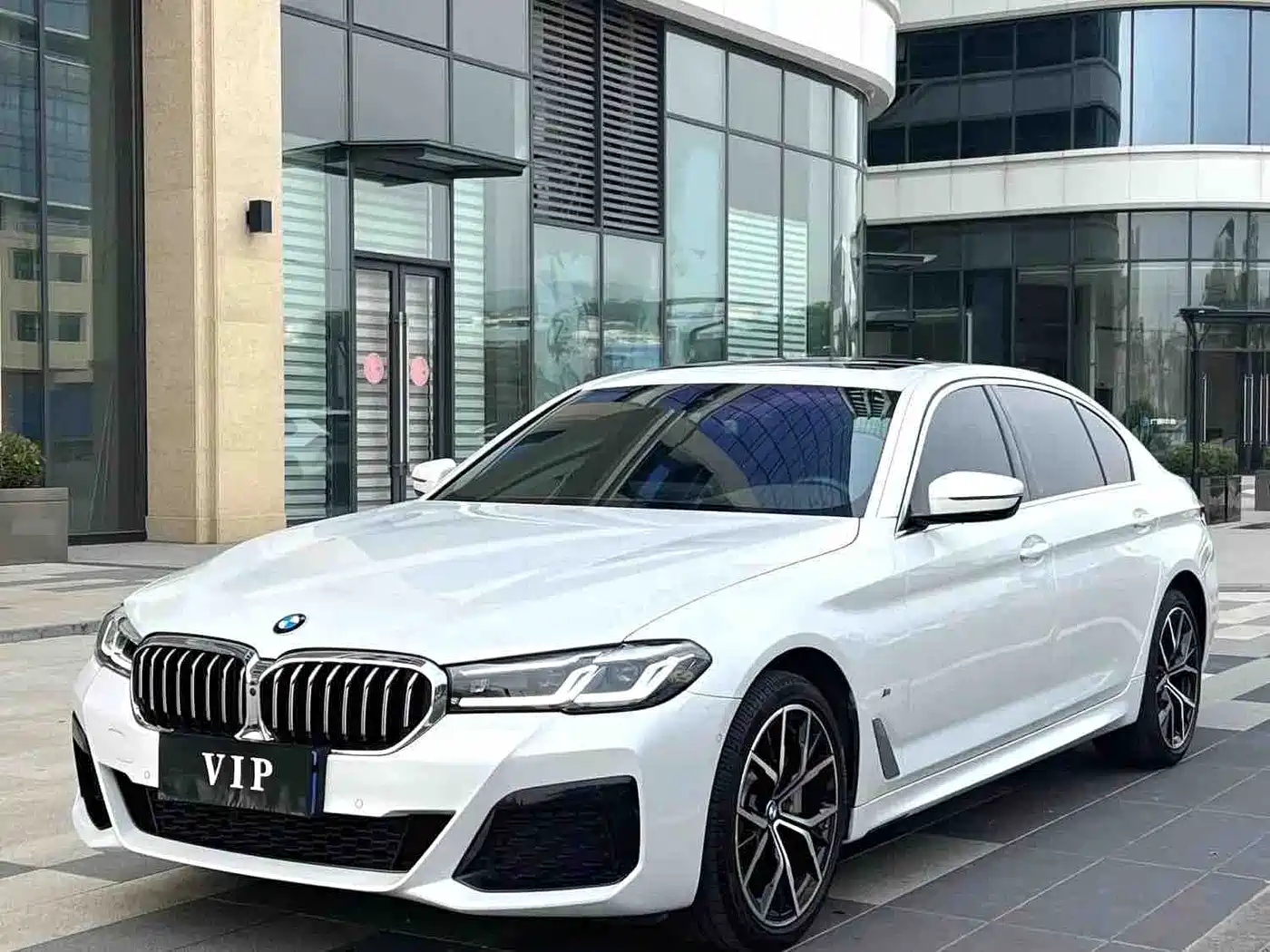 BMW 5 Series 2022 Facelift 530Li Premium M Sport Package