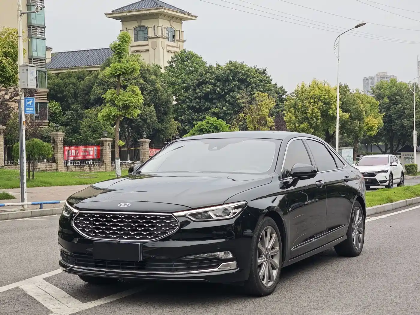 Ford Taurus 2019 EcoBoost 245 Premium Edition
