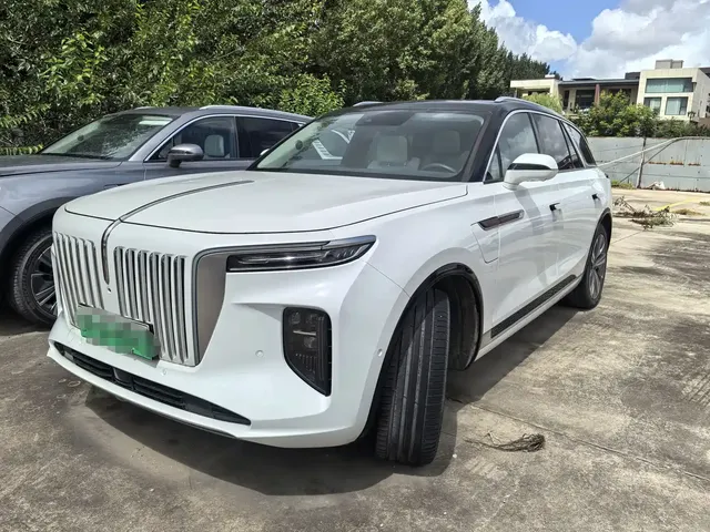 Hongqi E-HS9 2022 690km Qi Xiang Edition (6-seater)