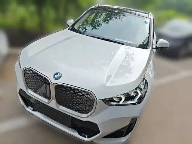 BMW iX1 2025 eDrive25L M Sport Package
