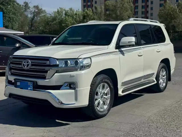 Toyota Land Cruiser (Import), 2019