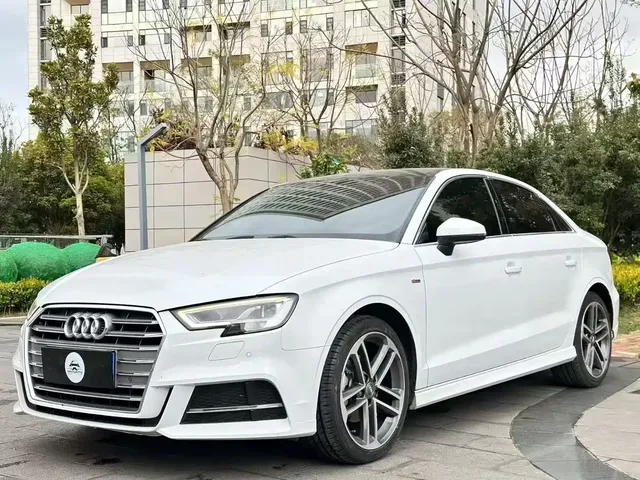 Audi A3 2020 Limousine 35 TFSI Sport China VI