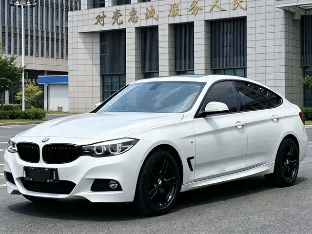 BMW 3 Series GT 2020 320i M Sport Black Night Edition