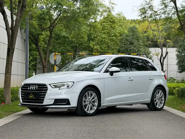 Audi A3 2020 Sportback 35 TFSI Progressive Type China VI