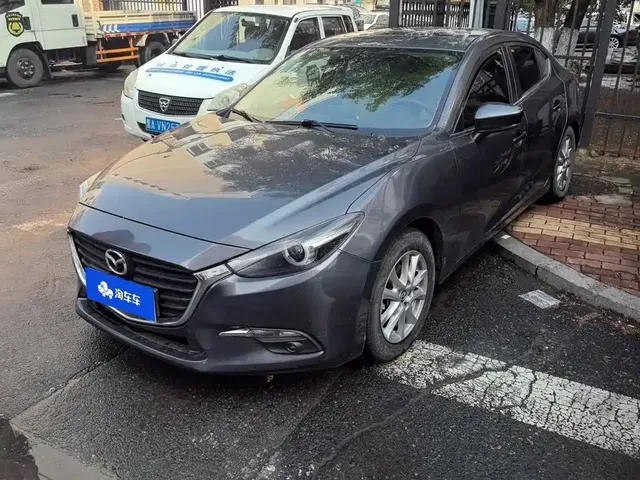 Mazda 3 Axela 2017 Sedan 1.5L Automatic Luxury China V