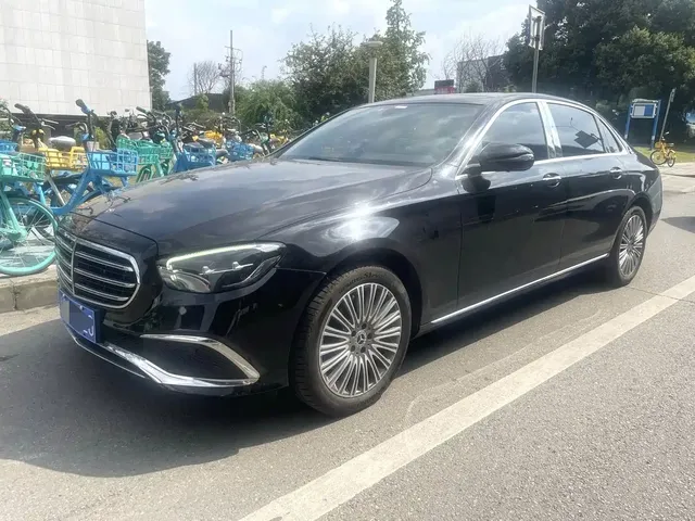 Mercedes-Benz E-Class 2022 E 300 L Fashion
