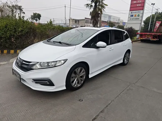 Honda Jade 2017 1.8L Automatic Comfort Edition 5-seater