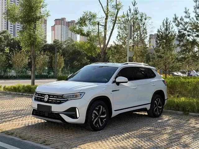 Volkswagen Tayron GTE Plug-in Hybrid 2023 280TSI Luxury Plus Advanced Edition
