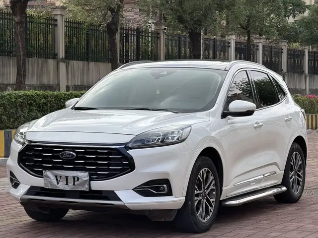 Ford Escape 2020 EcoBoost 245 AWD Premium Edition
