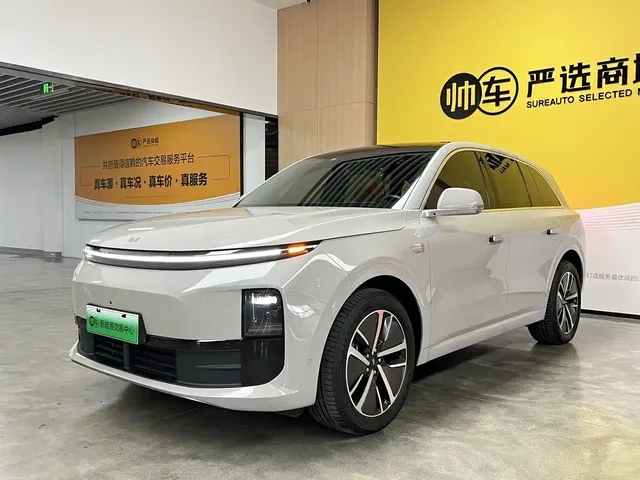 Li Auto L6 2024 Pro