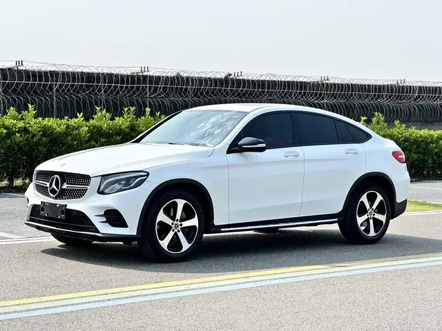 Mercedes-Benz GLC Coupe 2019 GLC 200 4MATIC Coupe SUV