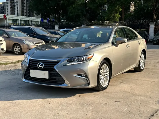 Lexus ES 2015 200 Elite Edition