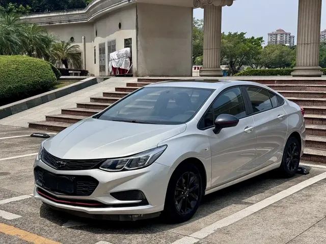Chevrolet Cruze 2018 Redline 320 Automatic Pioneer Edition