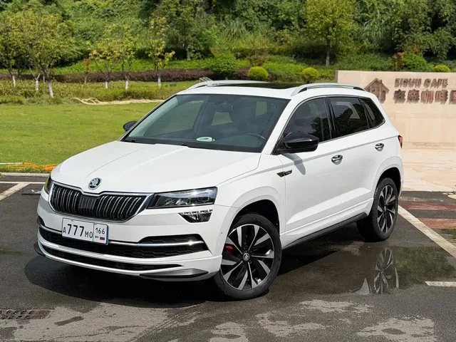 Škoda Karoq 2023 TSI280 Smart Edition