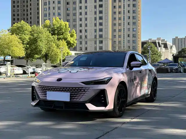 Changan UNI-V 2023 1.5T Luxury Edition