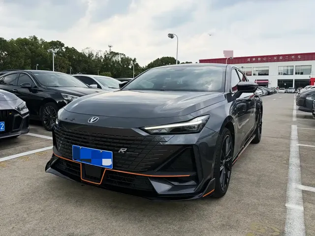 Changan UNI-V 2022 1.5T Sport Edition
