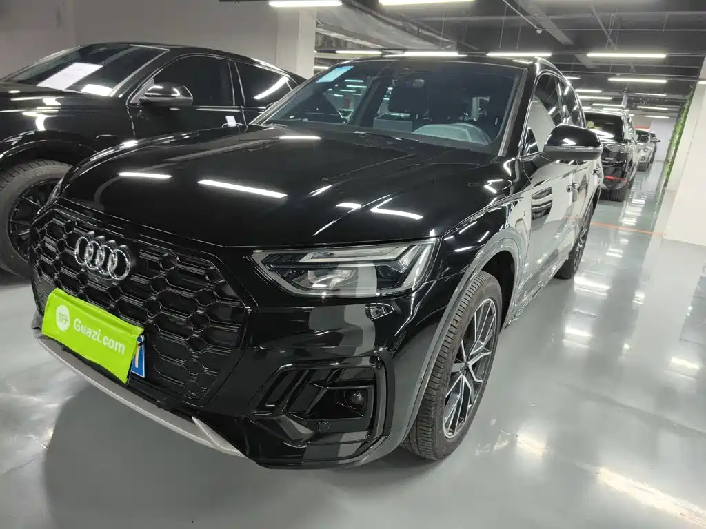 Audi Q5L 2024 Model 45 TFSI Luxury Dynamic