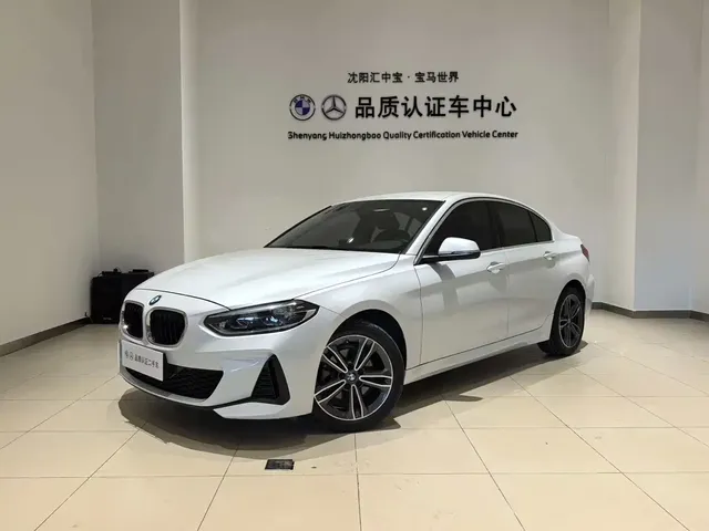 BMW 1 Series 2022 120i M Sport Shadow Edition