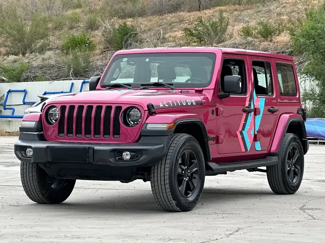 Jeep Wrangler 2022 2.0T Highland Bahamas Pink Sand Special