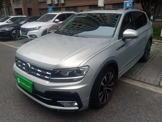 Volkswagen Tiguan L 2021 330TSI Automatic 2WD R-Line Premium