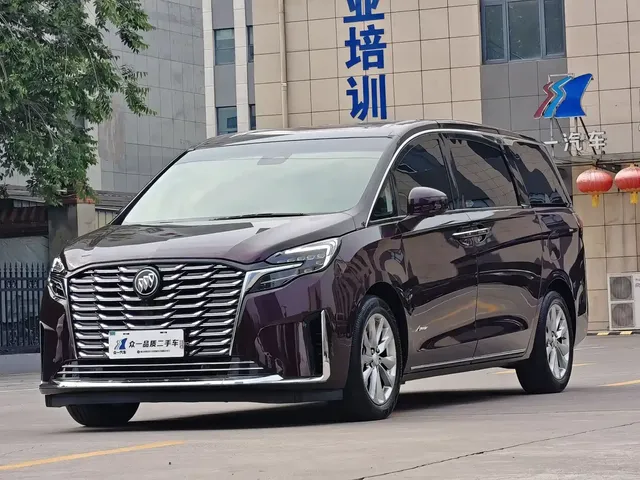Buick GL8 2023 Avenir 6-Seater Executive Edition