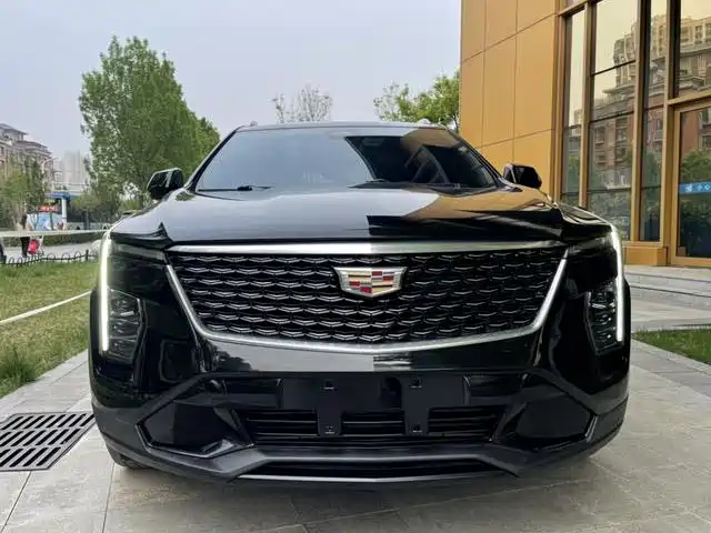 Cadillac XT4 2024 28T 2WD Luxury