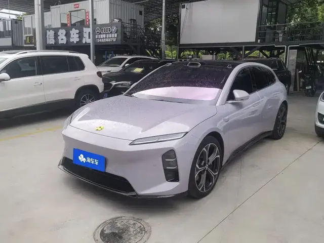 NIO ET5T 2025 Model Champion Commemorative Edition 75kWh Touring