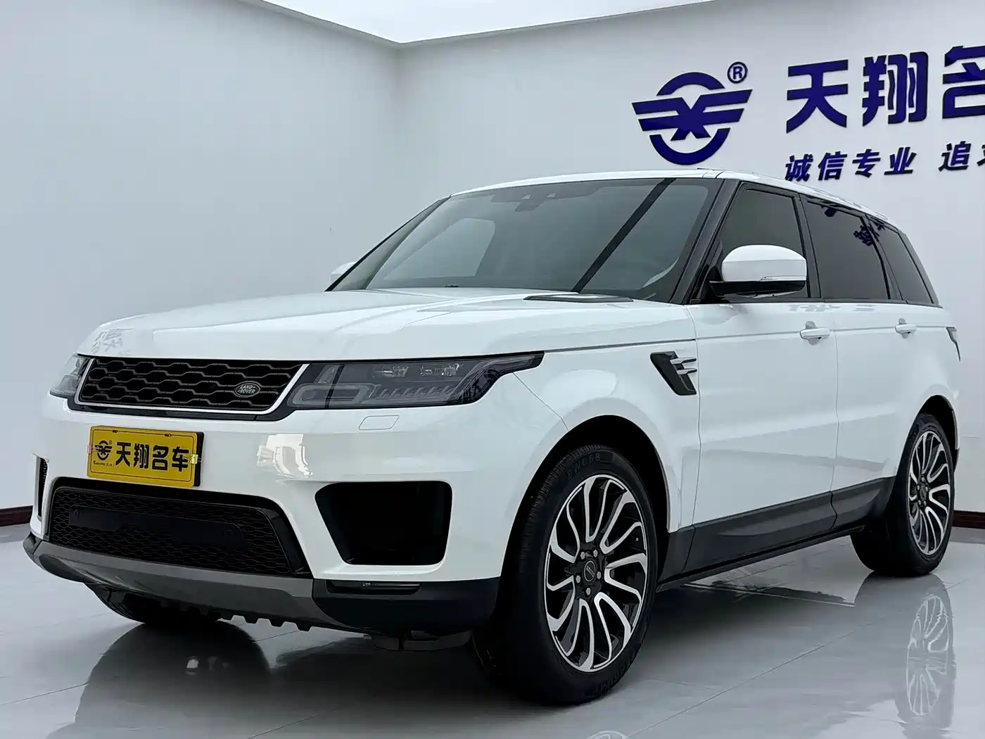 Land Rover Range Rover Sport 2020 3.0 L6 SE