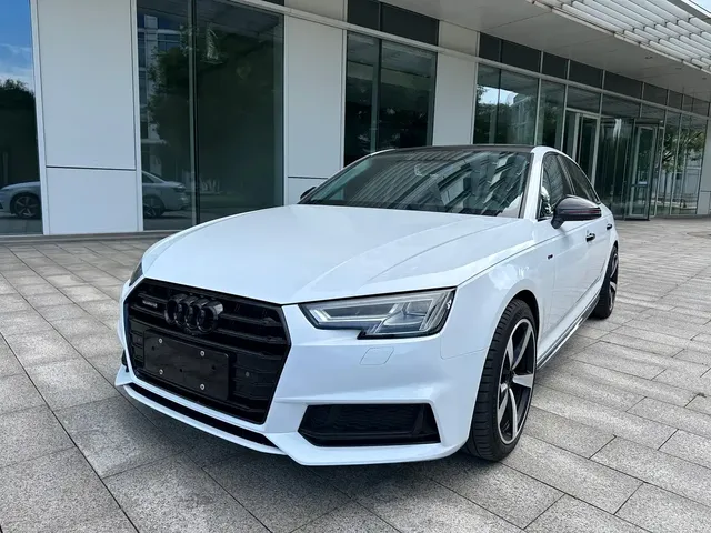 Audi A4L 2018 30th Anniversary 40 TFSI Fashion