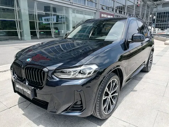 BMW X3 2023 xDrive30i Leading M Night Package