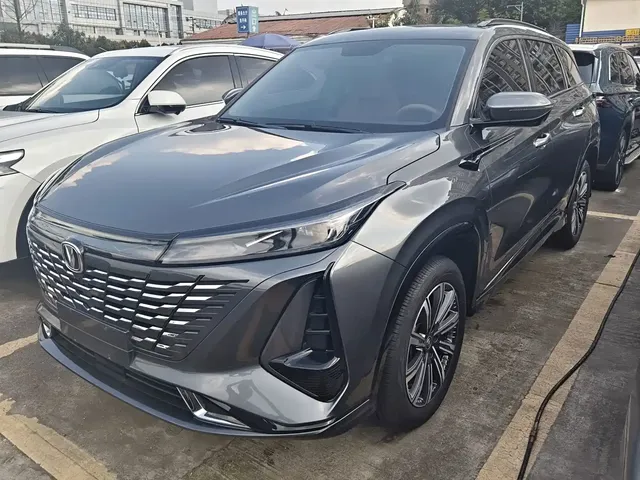 Changan CS75 PLUS 2024 3rd Generation Champion Edition 1.5T Smart Drive Power Type