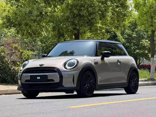MINI MINI 2022 1.5T COOPER Artist
