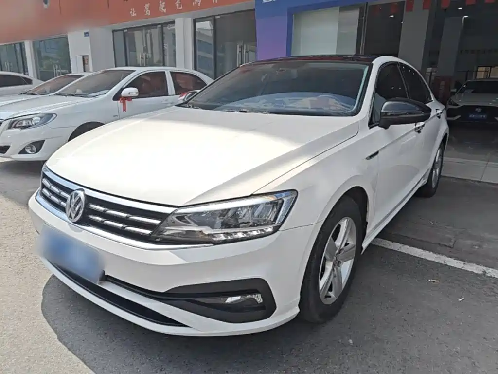 Volkswagen Lamando 2021 230TSI DSG Fashion Edition