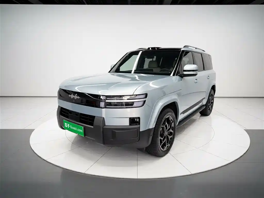 Fang Cheng Bao Titanium 7 2025 AWD Base Model