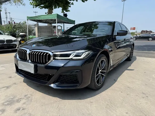 BMW 5 Series 2021 525Li M Sport Package