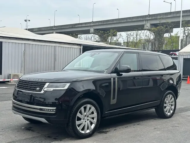Land Rover Range Rover 2024 3.0 L6 400PS Golden Age Extended 7-Seater